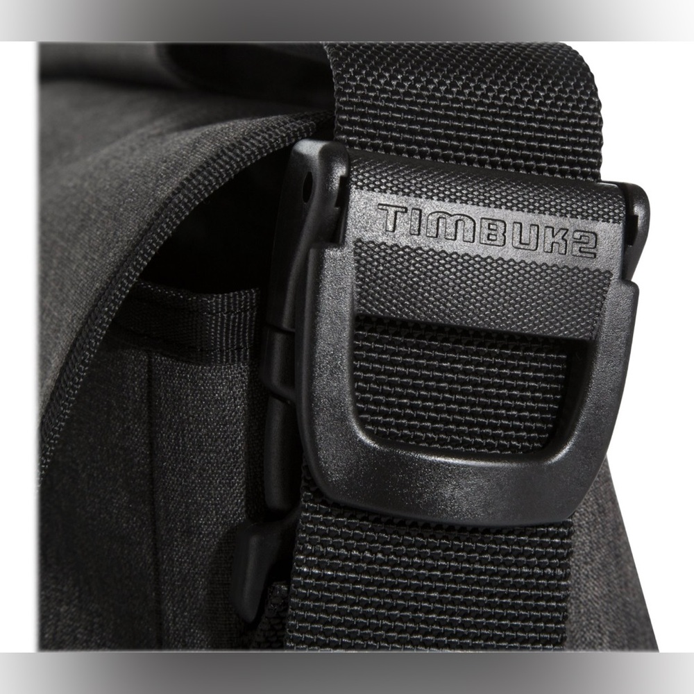 Timbuk2 Dell X Prompt Messenger Bag Size Small - 4770-2-5044 - NWT - Charcoal - Picture 4 of 13